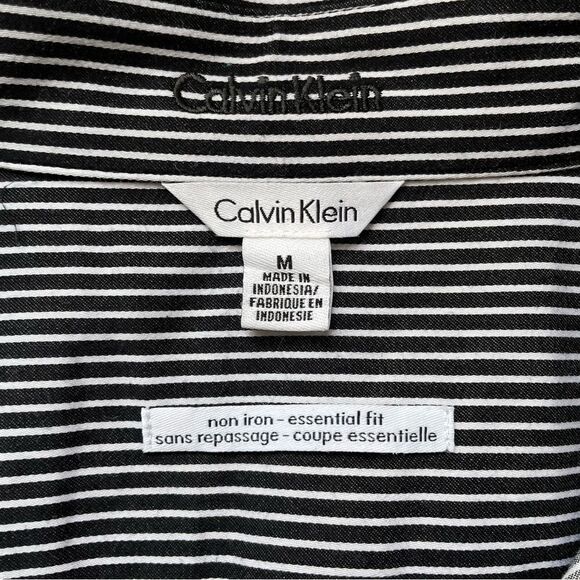 Calvin Klein Women’s Black/White Blouse - Size: Medium - Picture 3 of 8